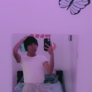 Meet your Posher, Alex